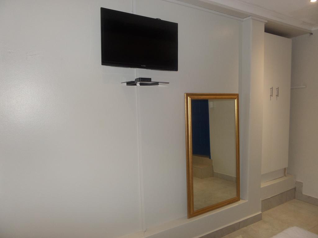 Tshedza Guest House Претория Экстерьер фото