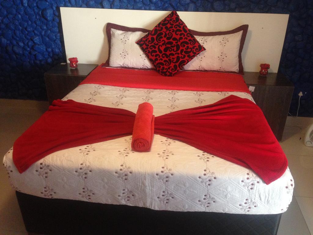 Tshedza Guest House Претория Экстерьер фото